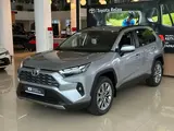 Toyota RAV4 Luxe 2025 года за 22 490 000 тг. в Алматы
