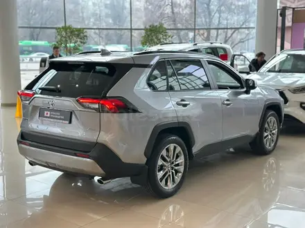 Toyota RAV4 Luxe 2025 года за 21 220 000 тг. в Алматы – фото 7