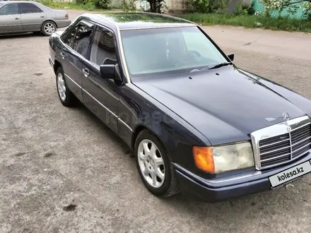 Mercedes-Benz E 200 1990 года за 1 500 000 тг. в Экибастуз – фото 7