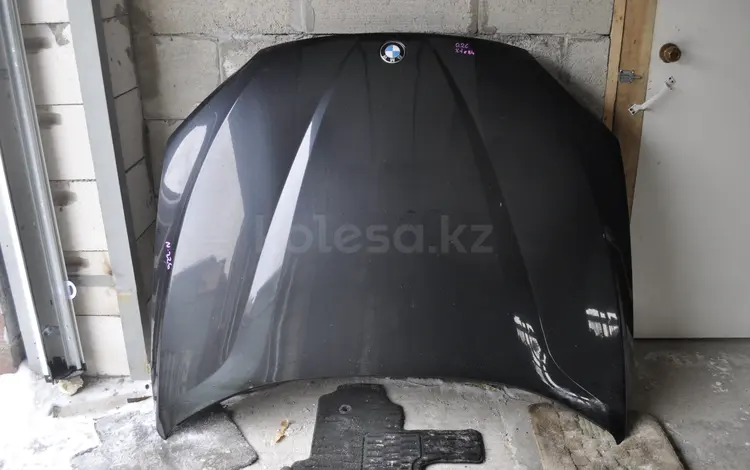 BMW E84 X1 знак значек капота за 10 000 тг. в Астана