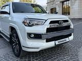 Toyota 4Runner 2020 года за 27 000 000 тг. в Алматы – фото 2