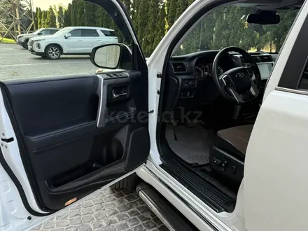 Toyota 4Runner 2020 года за 27 000 000 тг. в Алматы – фото 16