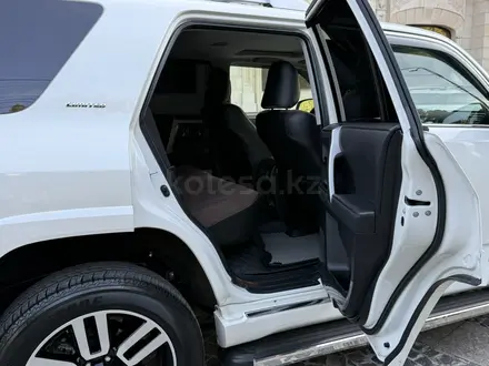 Toyota 4Runner 2020 года за 27 000 000 тг. в Алматы – фото 25