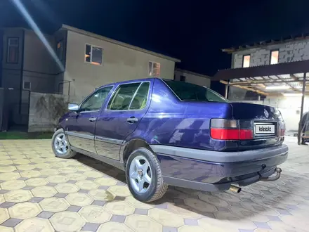 Volkswagen Vento 1995 годаүшін1 100 000 тг. в Алматы – фото 3