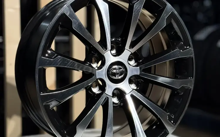 Диски на Toyota Prado R18 6x139.7 за 245 000 тг. в Астана