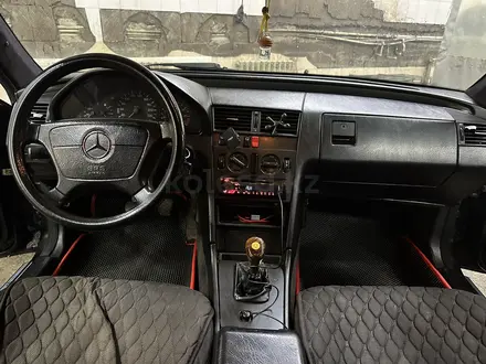 Mercedes-Benz C 180 1994 года за 1 200 000 тг. в Астана – фото 6