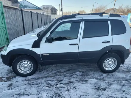 ВАЗ (Lada) Lada 2121 2017 года за 5 000 000 тг. в Караганда – фото 6