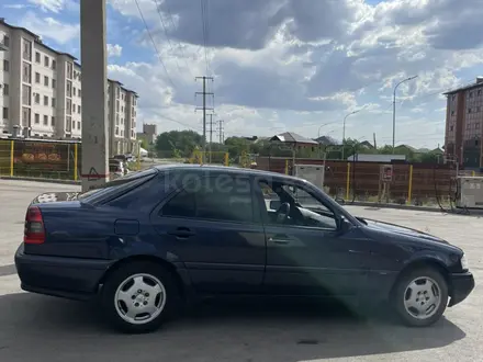Mercedes-Benz C 220 1995 года за 1 250 000 тг. в Караганда – фото 6