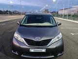 Toyota Sienna 2010 года за 10 500 000 тг. в Кульсары – фото 3