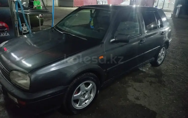 Volkswagen Golf 1992 года за 300 000 тг. в Павлодар