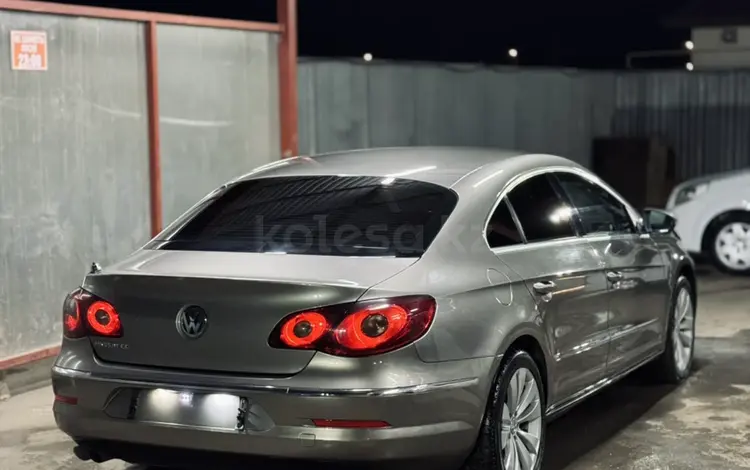 Volkswagen Passat CC 2011 годаfor5 200 000 тг. в Атырау