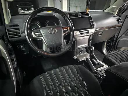Toyota Land Cruiser Prado 2023 года за 23 900 000 тг. в Алматы – фото 9