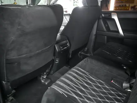 Toyota Land Cruiser Prado 2023 года за 23 900 000 тг. в Алматы – фото 13