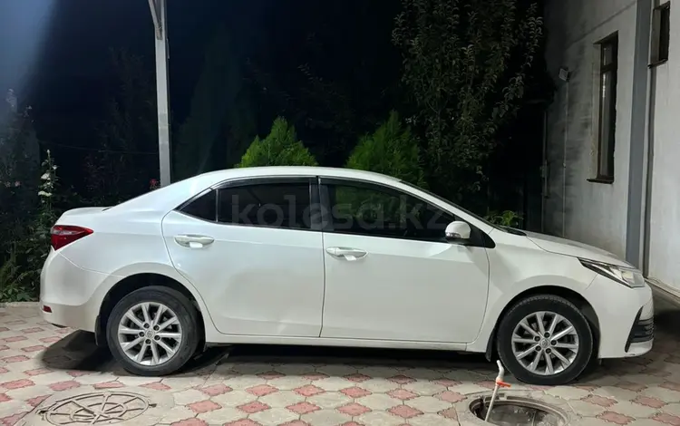 Toyota Corolla 2018 года за 9 500 000 тг. в Алматы