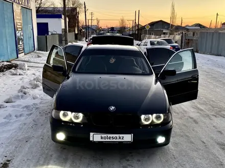 BMW 525 2000 года за 4 700 000 тг. в Аксай – фото 13