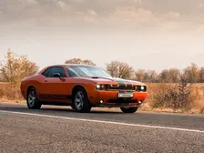 Dodge Challenger, 2012