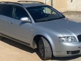 Audi A4 2003 года за 2 700 000 тг. в Байконыр – фото 2