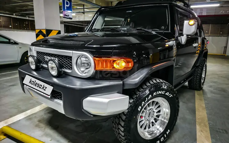 Toyota FJ Cruiser 2007 года за 14 700 000 тг. в Алматы