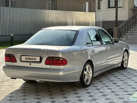 Mercedes-Benz E 320 2000 года за 5 600 000 тг. в Алматы – фото 12