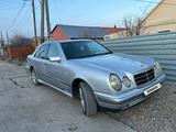 Mercedes-Benz E 230 1995 года за 2 100 000 тг. в Караганда – фото 4
