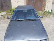 Mazda 323, 1989