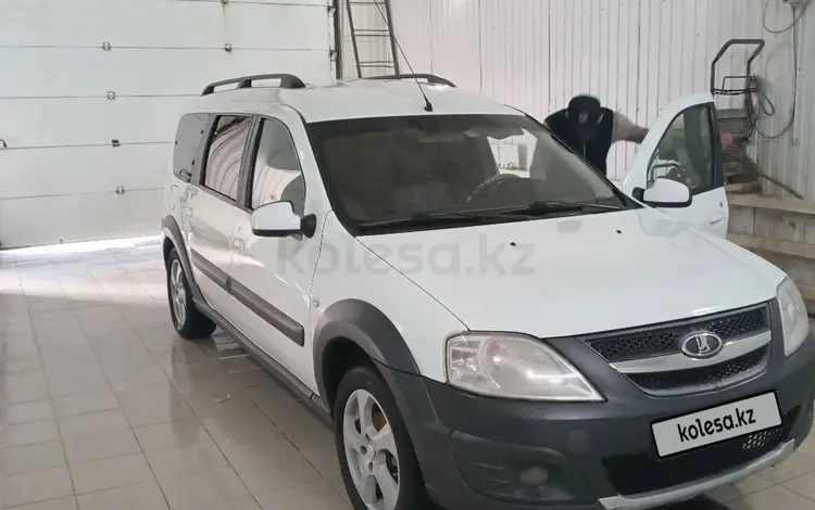 ВАЗ (Lada) Largus Cross 2019 года за 4 800 000 тг. в Атырау