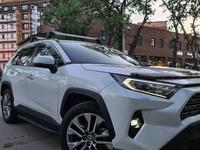 Toyota RAV4 2021 года за 22 500 000 тг. в Уральск