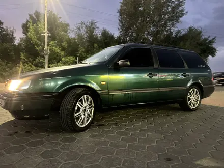 Volkswagen Passat 1996 года за 1 900 000 тг. в Семей – фото 6