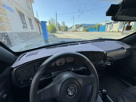 Volkswagen Passat 1996 года за 1 900 000 тг. в Семей – фото 9