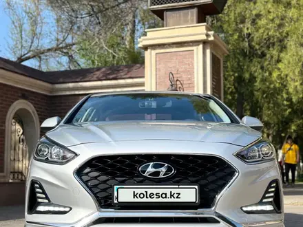 Hyundai Sonata 2021 года за 8 800 000 тг. в Шымкент
