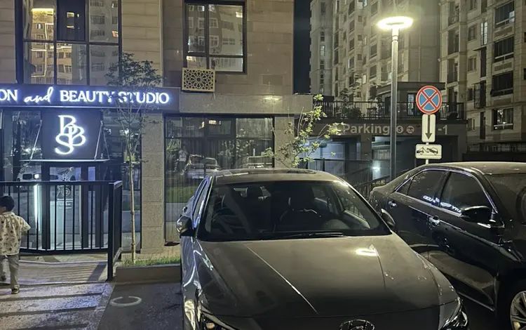 Hyundai Elantra 2023 года за 12 800 000 тг. в Шымкент
