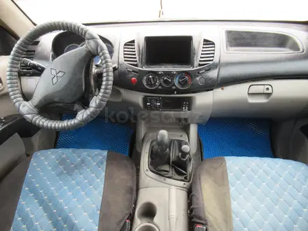 Mitsubishi L200 2007 года за 1 590 000 тг. в Актобе – фото 9