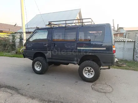 Mitsubishi Delica 1996 года за 2 000 000 тг. в Алматы – фото 4