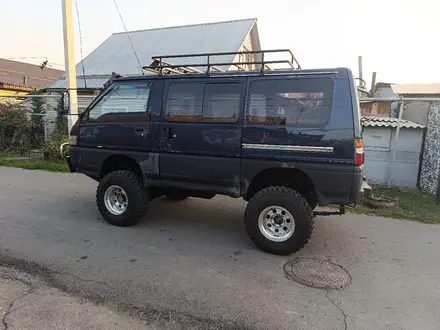 Mitsubishi Delica 1996 года за 2 000 000 тг. в Алматы – фото 5