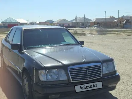 Mercedes-Benz E 280 1993 года за 3 000 000 тг. в Атырау