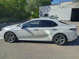 Toyota Camry 2019 годаүшін11 700 000 тг. в Караганда – фото 2