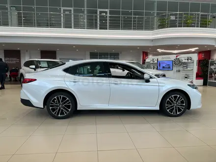 Toyota Camry Prestige 2026 года за 20 690 000 тг. в Астана – фото 2