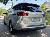 Kia Carnival 2019 года за 13 500 000 тг. в Алматы – фото 4