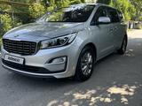 Kia Carnival 2019 года за 13 500 000 тг. в Алматы