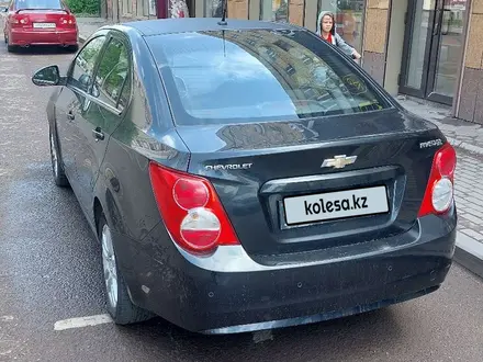 Chevrolet Aveo 2014 года за 3 200 000 тг. в Караганда – фото 5