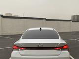 Hyundai Elantra 2022 года за 7 600 000 тг. в Алматы – фото 5