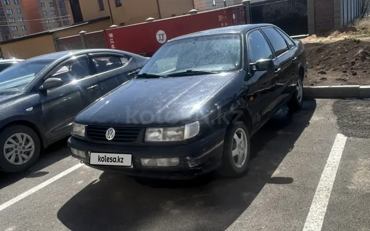 Volkswagen Passat 1994 года за 780 000 тг. в Караганда