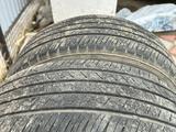 Шины DUNLOP 235.55.18 за 55 000 тг. в Уральск – фото 2