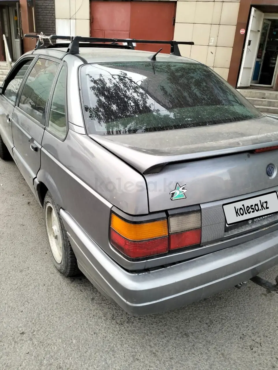 Volkswagen Passat, 1990