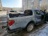 Mitsubishi L200 2014 годаfor5 800 000 тг. в Астана – фото 2