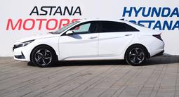 Hyundai Elantra 2022 года за 11 590 000 тг. в Костанай – фото 2