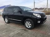 Toyota Land Cruiser Prado 2013 года за 15 900 000 тг. в Атырау – фото 2