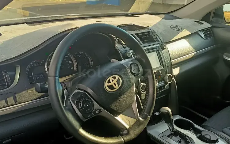 Toyota Camry 2014 года за 7 300 000 тг. в Актобе