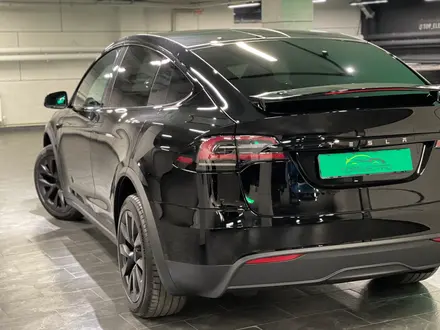 Tesla Model X 2023 года за 62 900 000 тг. в Алматы – фото 11
