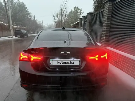 Chevrolet Malibu 2019 года за 7 500 000 тг. в Алматы – фото 4